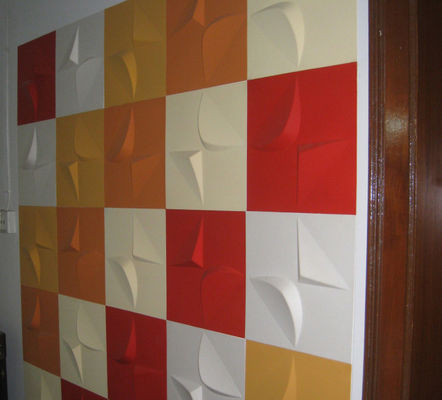 Os painéis de parede do MDF da fibra de planta 3D dirigem a umidade de estofamento da decoração - prova e bens