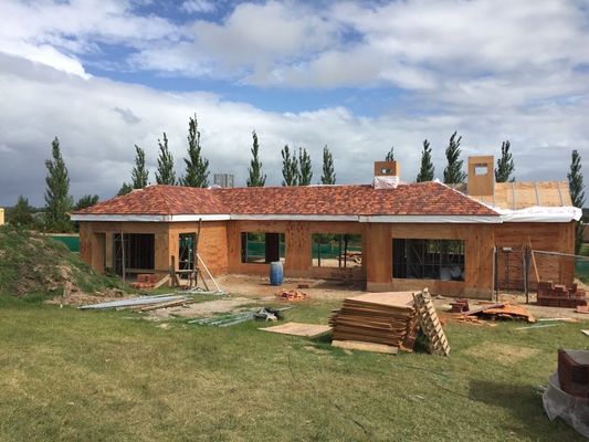 Ngôi nhà khung thép nhẹ hiện đại / 3 phòng ngủ Trung Quốc Ngôi nhà chế tạo sẵn / Villa dễ cài đặt
