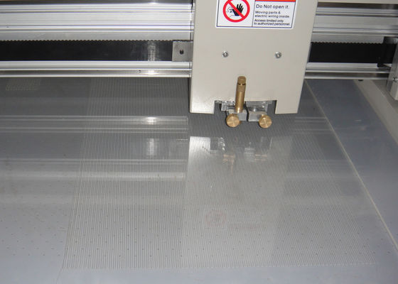 Máquina de gravura acrílica do painel da luz do diodo emissor de luz de LGP, máquina de corte de 3D V