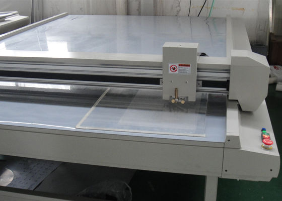 Máquina de gravura acrílica do painel da luz do diodo emissor de luz de LGP, máquina de corte de 3D V