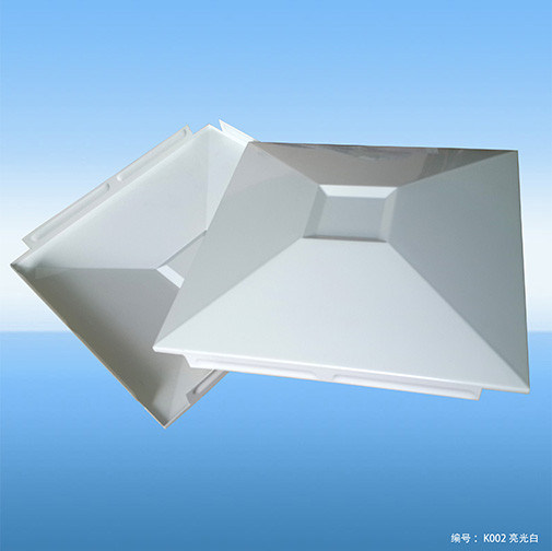 Özel Beyaz PVC 3D Duvar Panosu Duş Su geçirmez Banyo Duvar Panelleri 300 * 300 mm