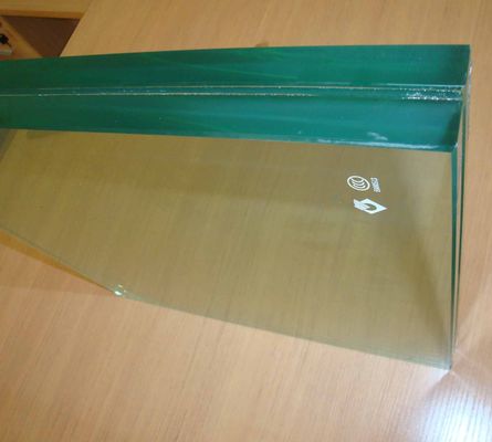 2440mm * 6000mm max rozmiar przezroczyste zespolone szkło bezpieczne z energooszczędnym budulca
